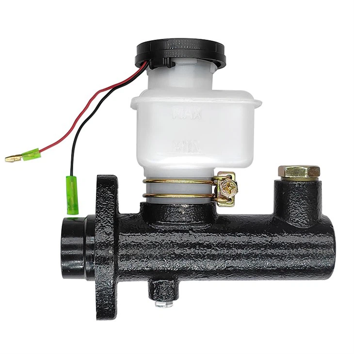 Hauptbremszylinder für Komatsu-Gabelstapler FD(G)35-45-7/-8 FD(G)35-40Z-7/-8 FD(G)A50-7/-8 MY012-8351-00,MY012-8375-00